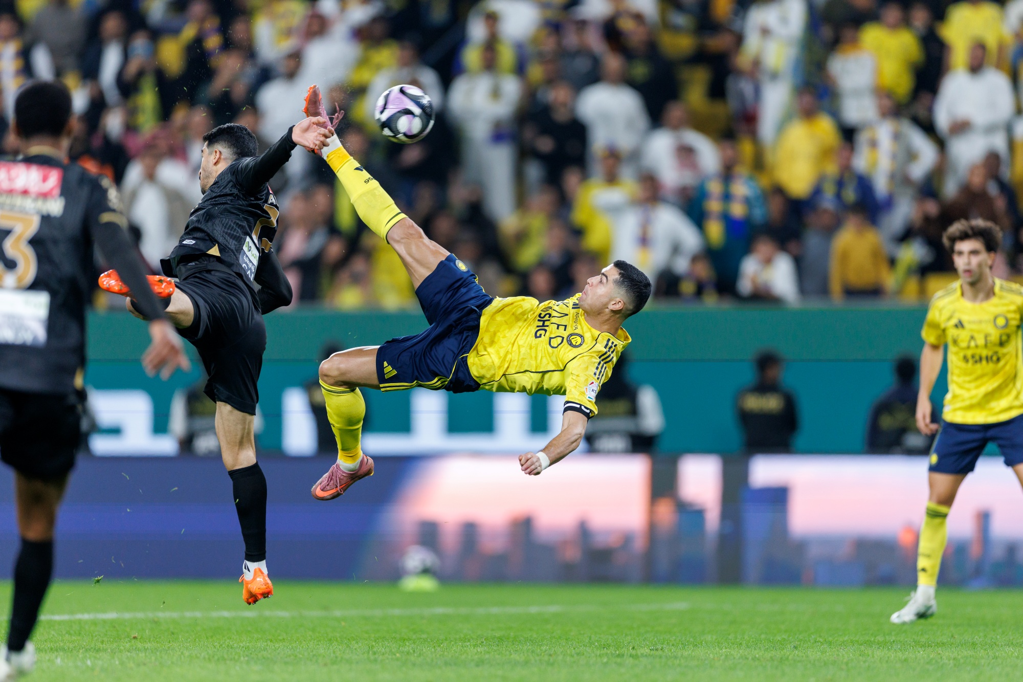 Cristiano Ronaldo dá início à sua busca pelo milésimo gol na nova temporada