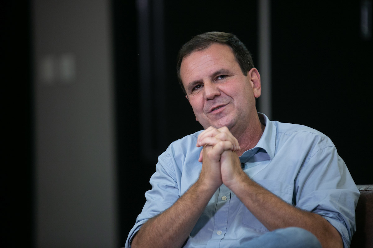 Real Time Big Data: Paes lidera disputa ao governo do Rio com 37% no 1º turno