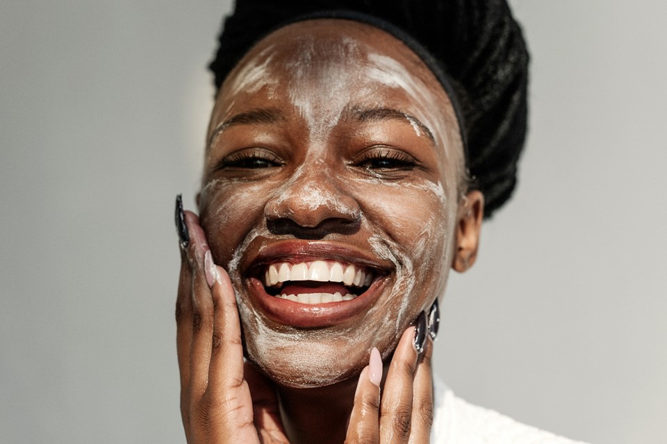 Quando o assunto é beleza, limpeza e hidratação do rosto são os primeiros passos