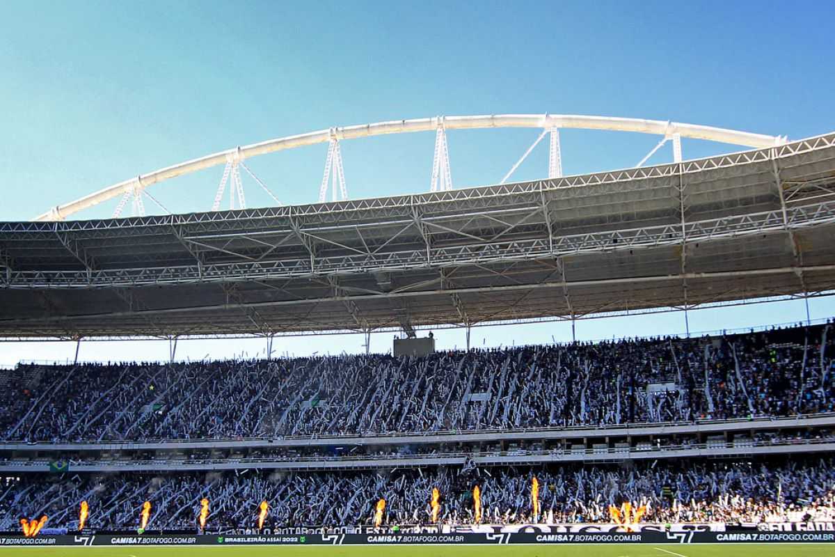 Vasco muda divisão de ingressos e Flamengo terá 50% da carga no clássico