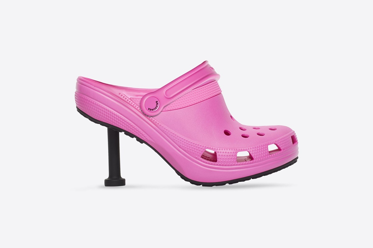 Crocs e bolsa saco de lixo: veja itens de luxo polêmicos da Balenciaga