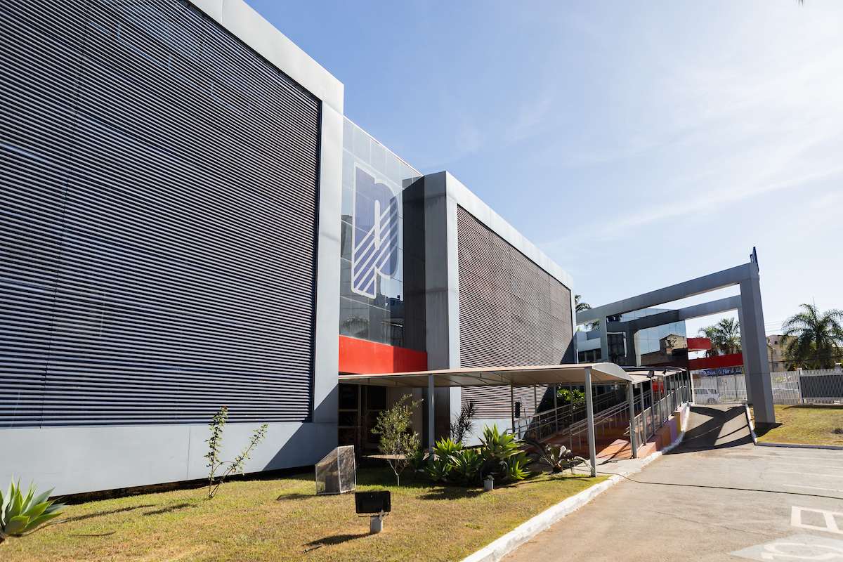 Colégio Projeção vira referência em arquitetura educacional