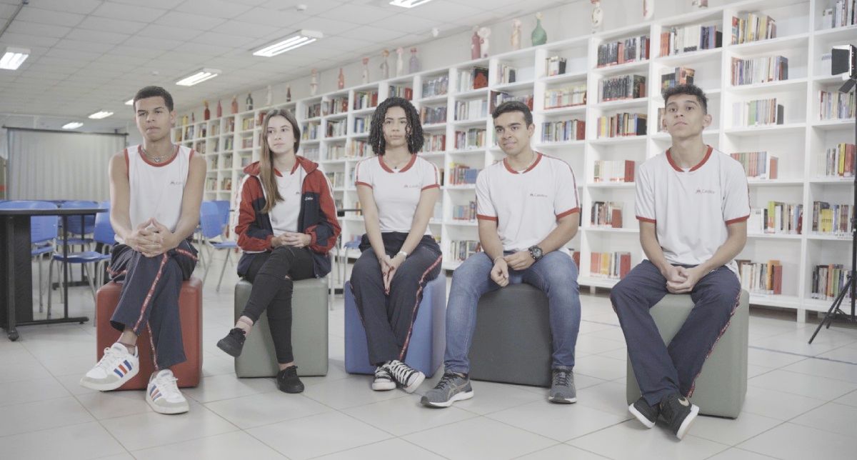 Jovens falam sobre como escolas podem ajudar na preparação para futuro