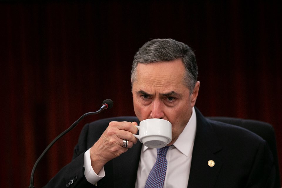 Após polêmica, Barroso assumirá órgão que avalia condutas de juízes