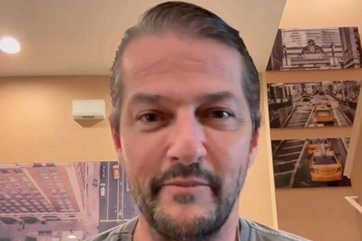 Marcelo Serrado diz que “entidade” assumiu o volante e evitou acidente na Via Dutra - QTU Questões do Universo