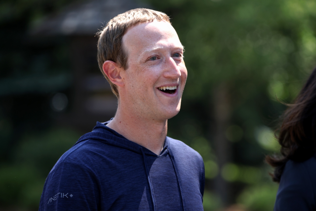 Imagem colorida - Mark Zuckerberg define felicidade - Metrópoles - 10 pessoas mais ricas