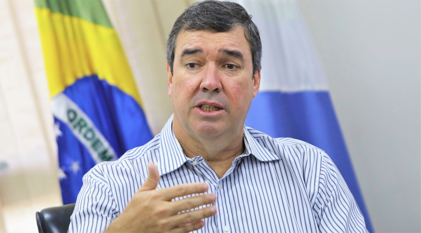 Eduardo Riedel é o favorito nas eleições para o governo de MS, aponta pesquisa