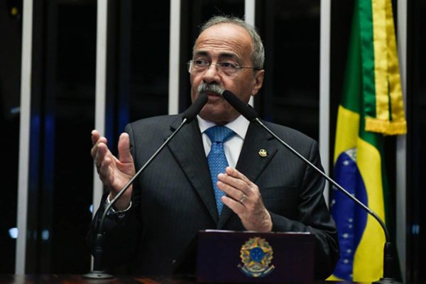 Foto colorida do senador Chico Rodrigues (PSB-RR) - Metrópoles