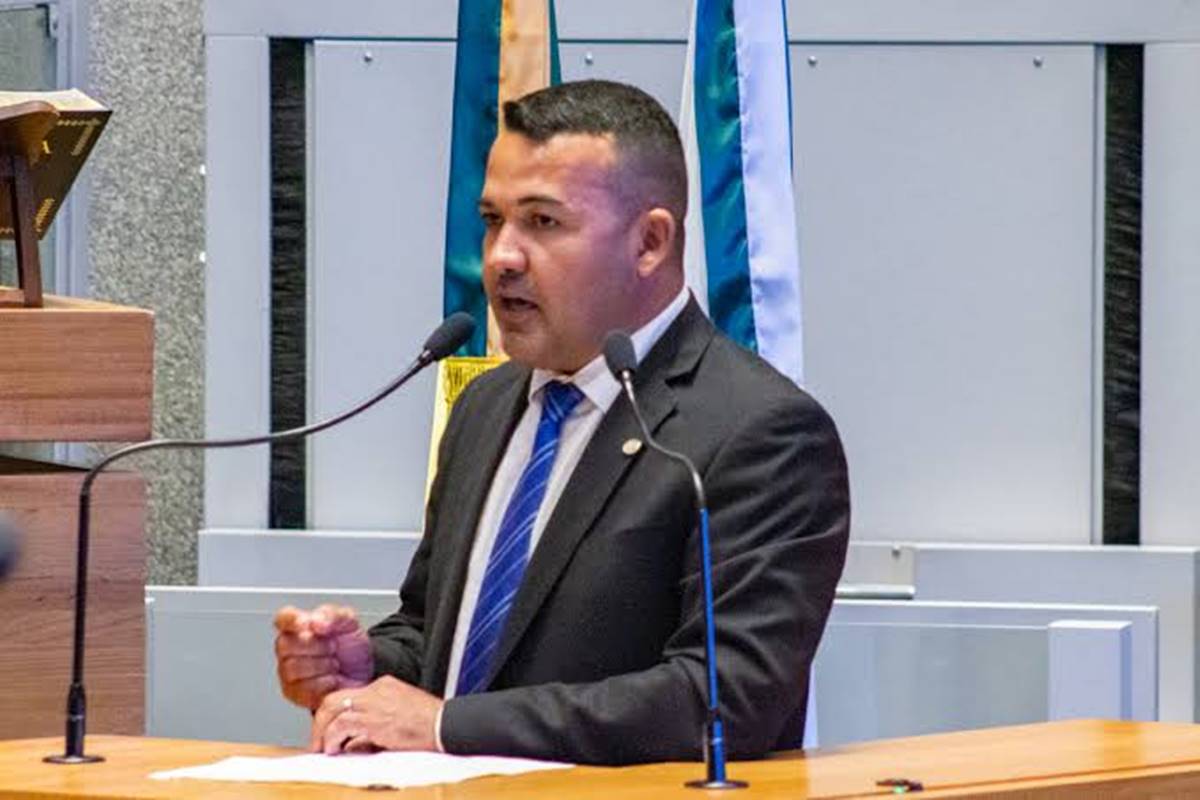 Saiba quem é Rogério Morro da Cruz, reeleito a deputado distrital