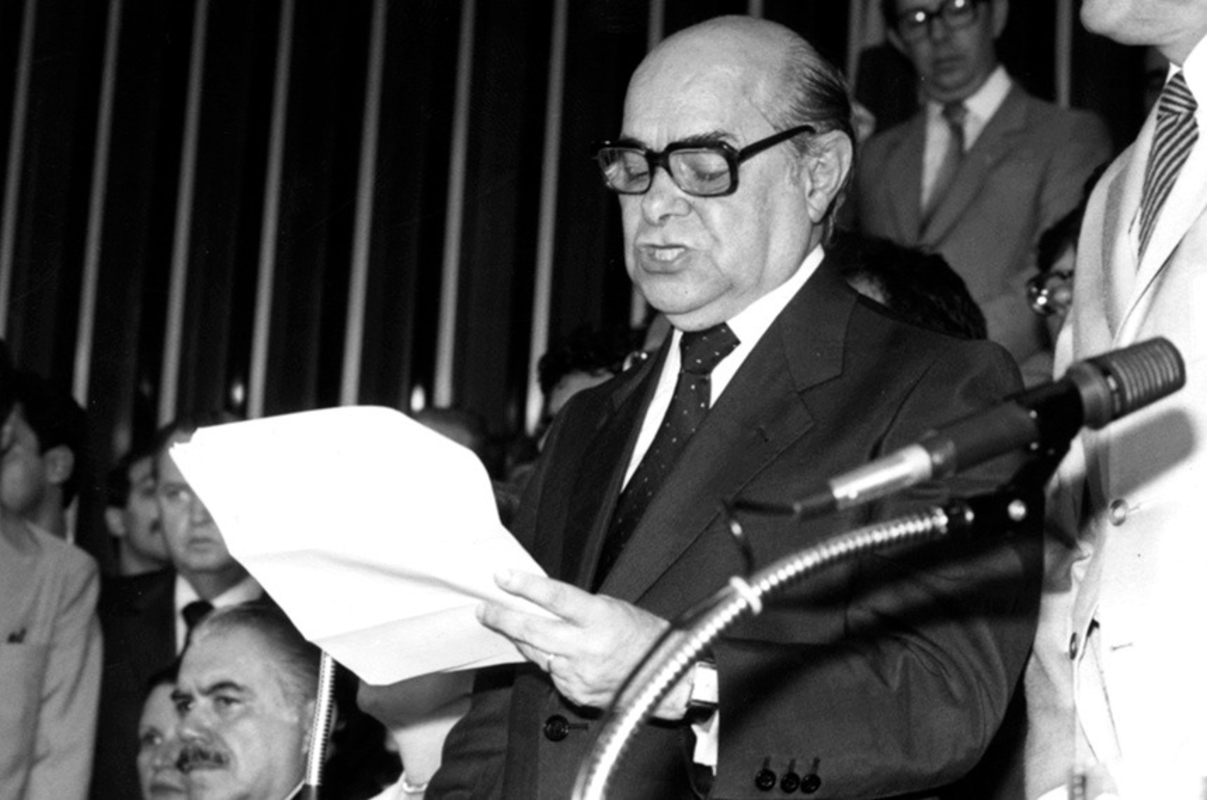 Justiça Federal libera documentos sigilosos sobre morte de Tancredo Neves