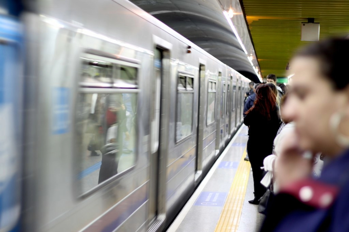 Falha na Linha 1 do Metrô impacta também operação da Linha 3 nesta sexta