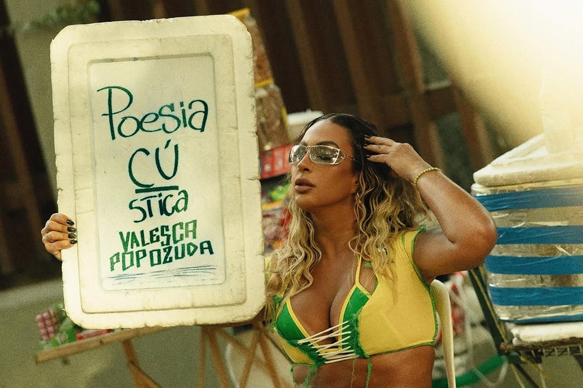 Valesca Popozuda analisa derrota do Brasil na Copa e defende Neymar 19 Valesca Popozuda lançando clipe
