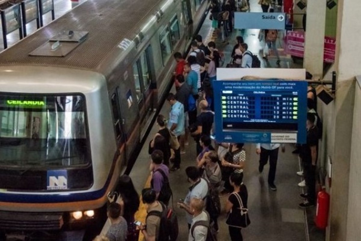 Deputado denuncia "canibalização" do Metrô após trem descarrilar no DF