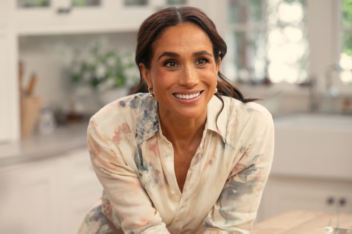Meghan Markle faz 45 anos: relembre trajetória, de atriz a realeza - QTU Questões do Universo