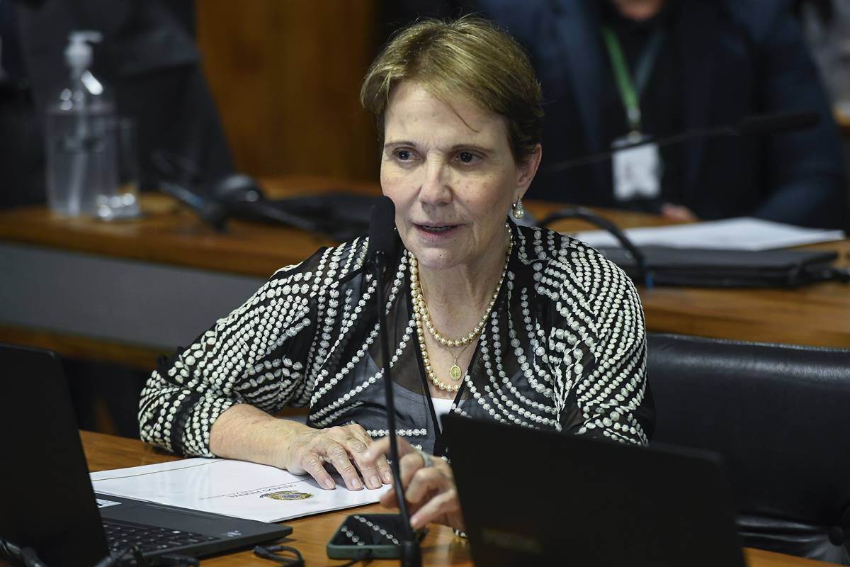 A senadora Tereza Cristina em evento público