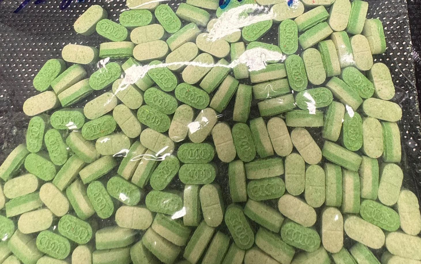 Piloto da Malaysia Airlines Arrestado com 70 mil Pílulas de Ecstasy em Jacarta
