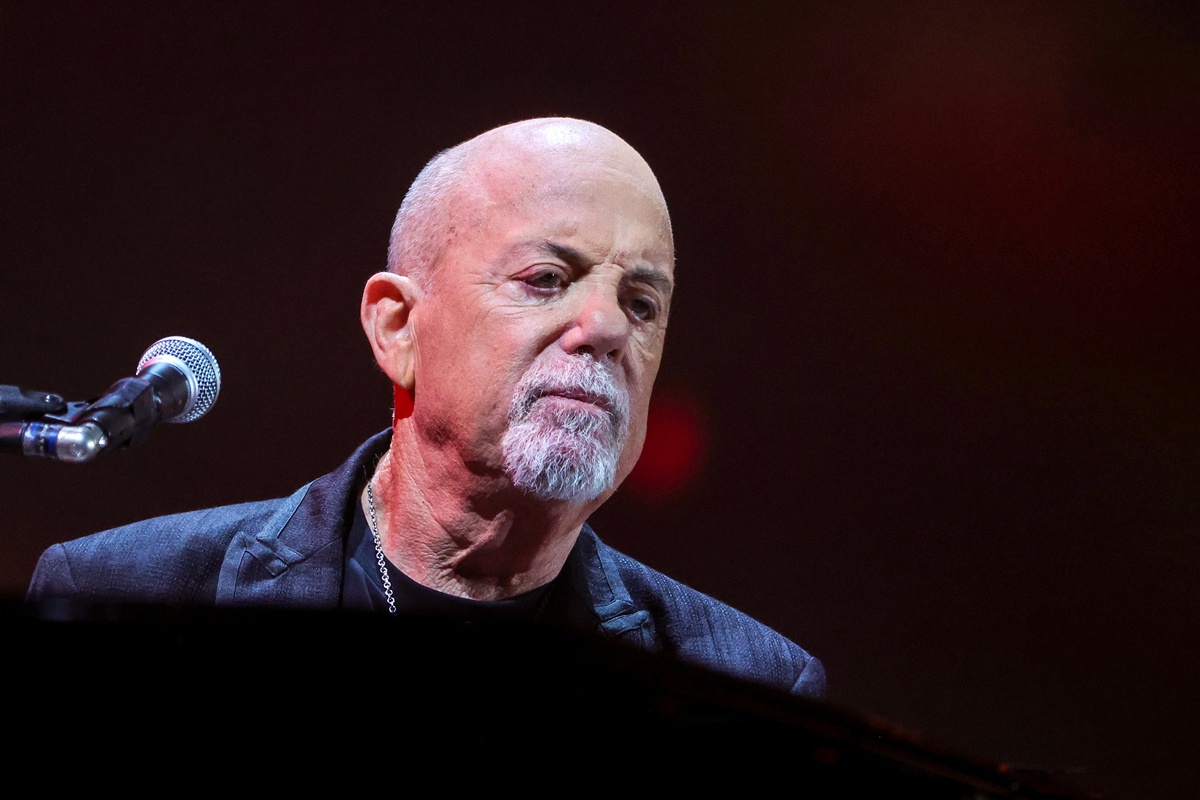 Billy Joel revela cirurgia cerebral após diagnóstico de condição rara