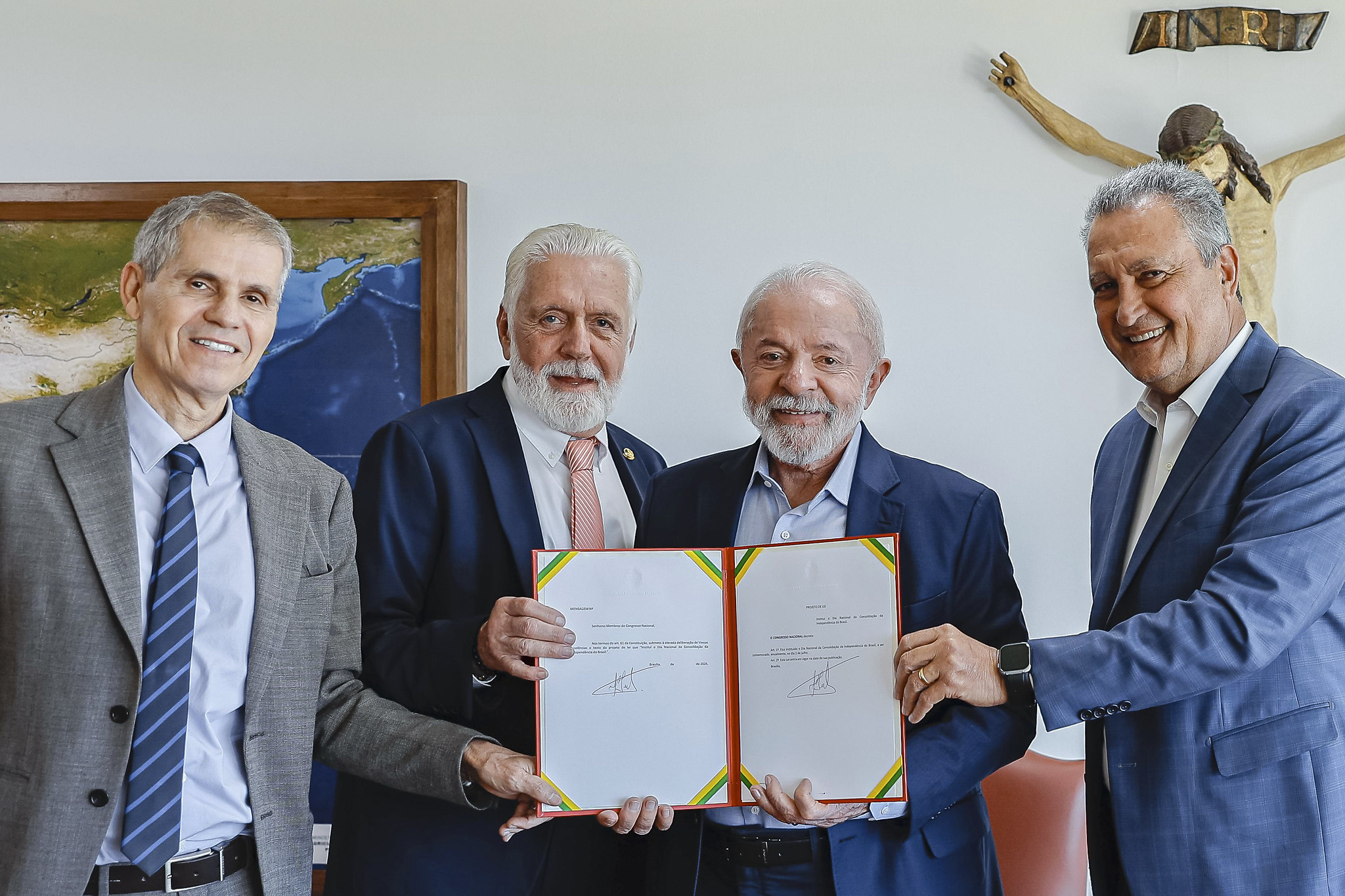 Lula bate o martelo e confirma ida à 1ª convenção do PT