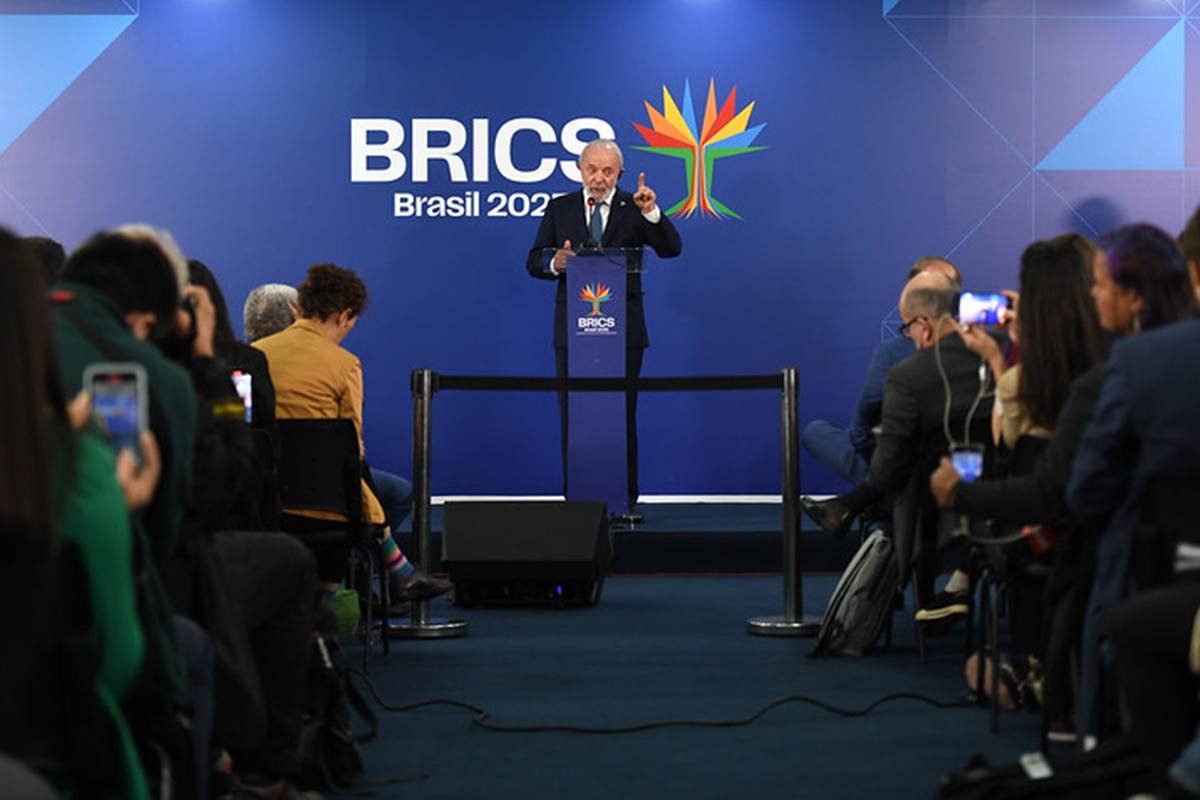 Brics encerra cúpula com defesa do comércio e posição comum sobre Gaza
