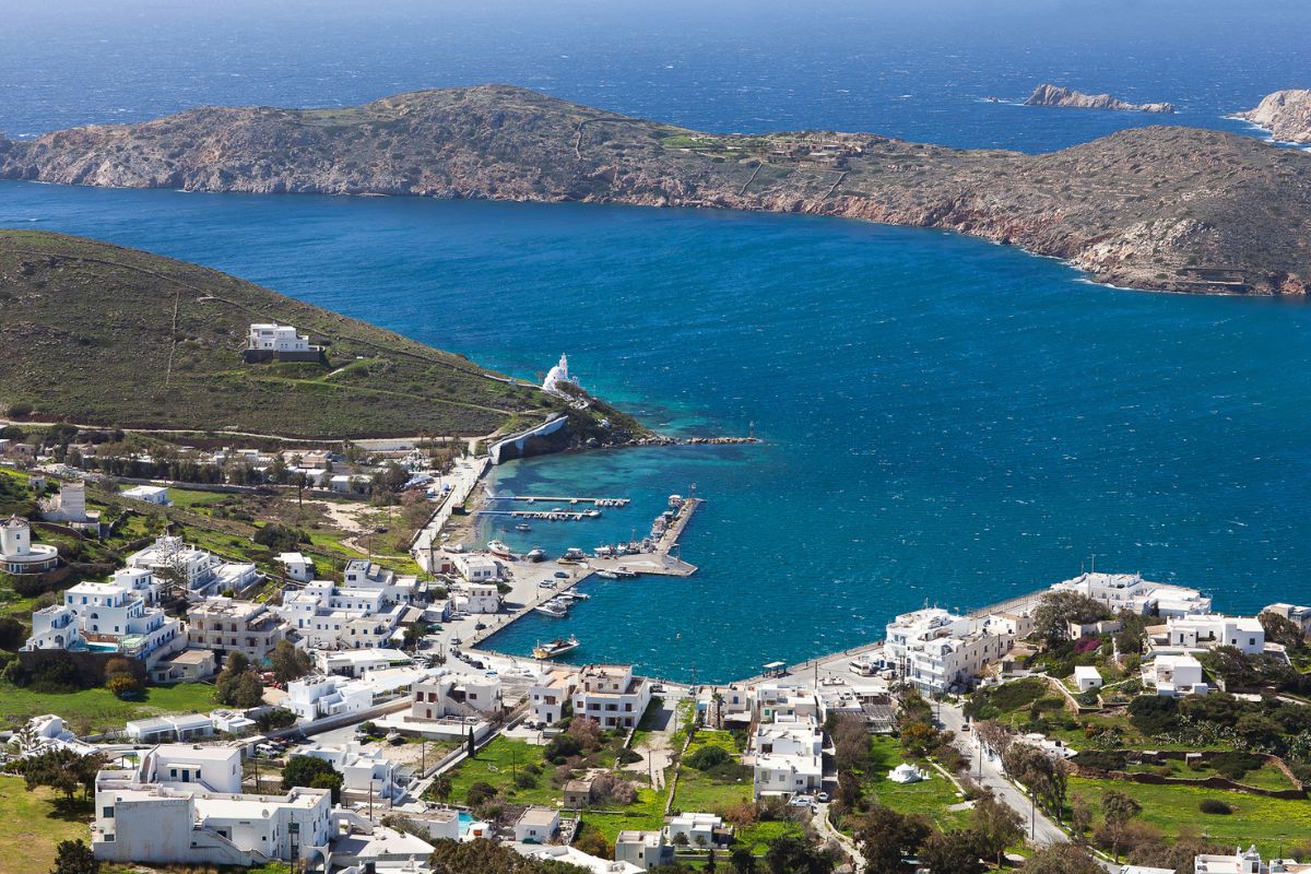 imagem panorâmica de praia na Grécia