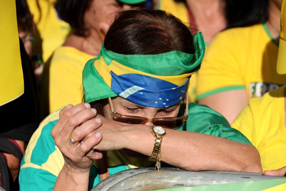 Bolsonarismo abandonou a rebeldia de direita