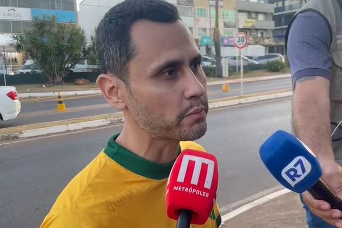 Imagem vinculada ao feed original: Aliados fazem caminhada de apoio a candidatura de Cleitinho ao governo