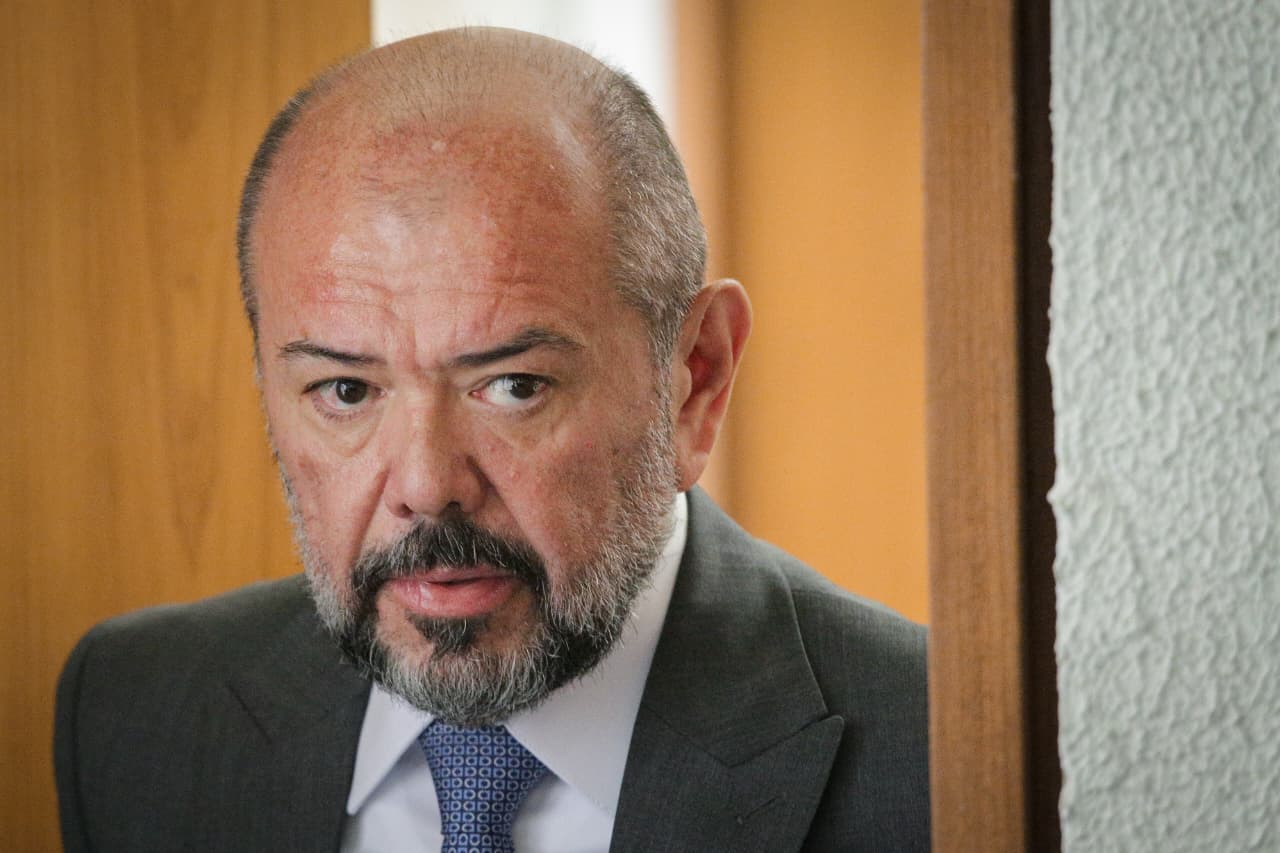Imagem de destaque da notícia: Ex-ministro de Bolsonaro depõe na CPMI do INSS e atribui fraude à falta de estrutura