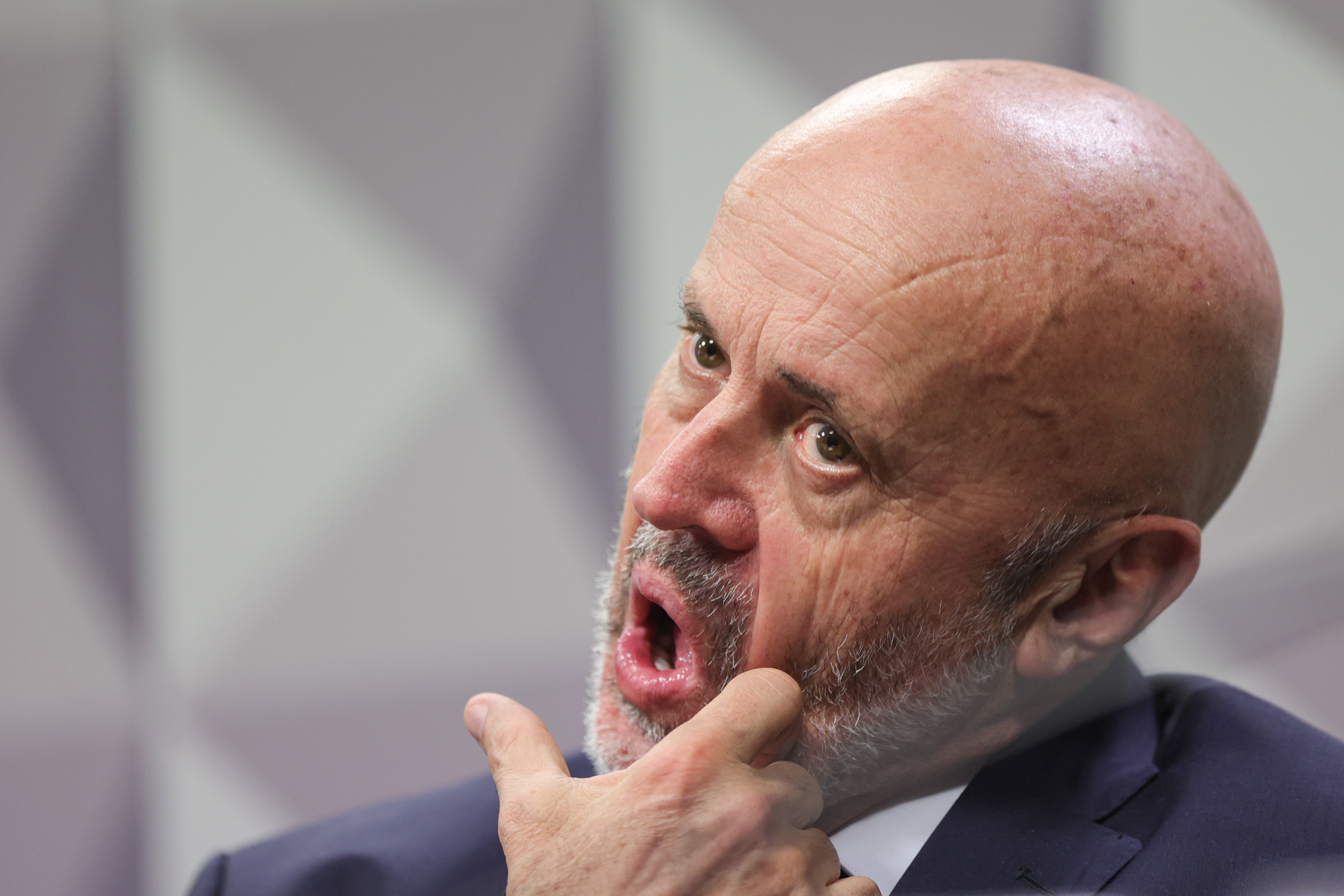 Firma sancionada nos EUA recebeu R$ 514 milhões da rede de lavagem do Careca do INSS