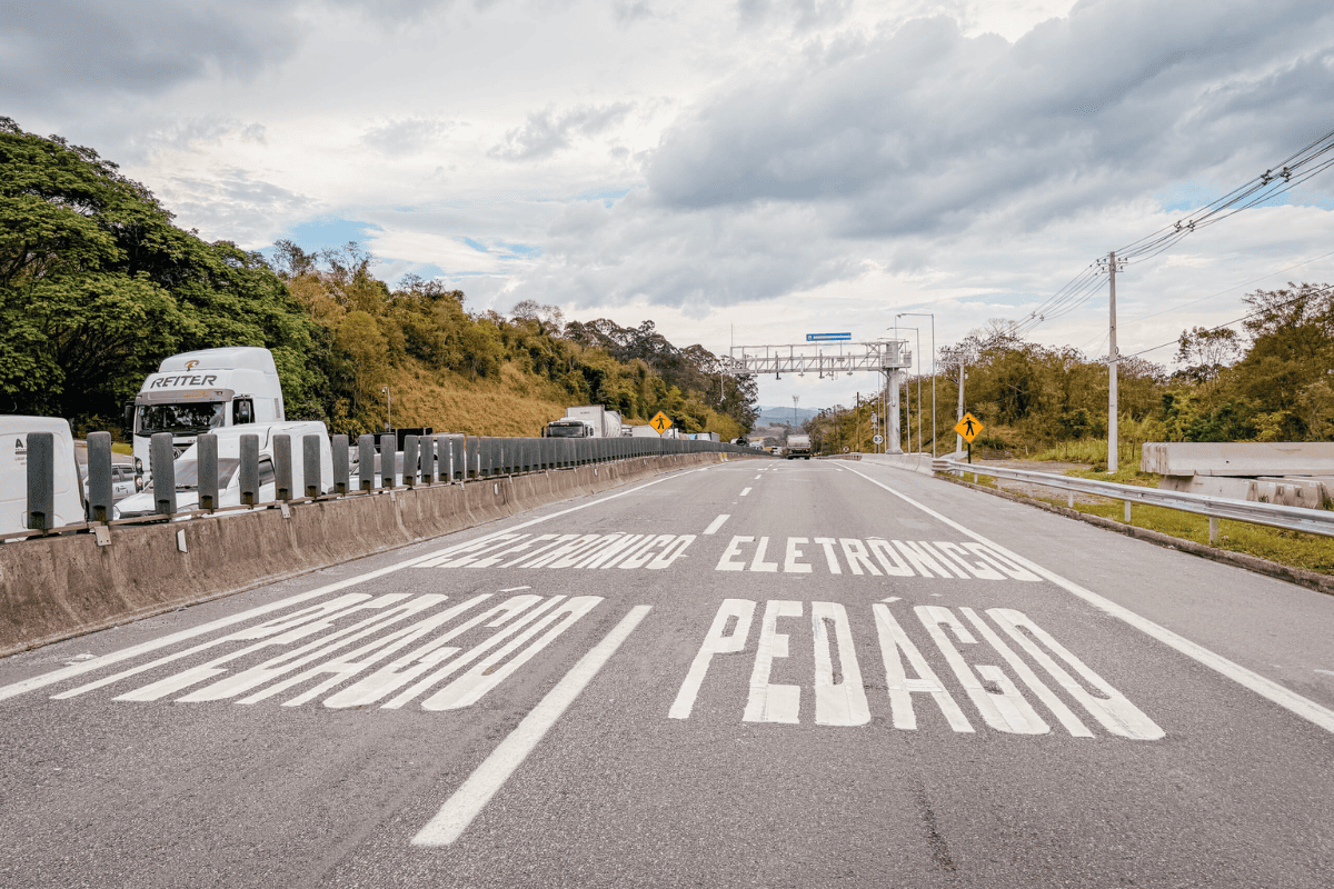 Após pressão popular, free flow mudará de lugar na Imigrantes