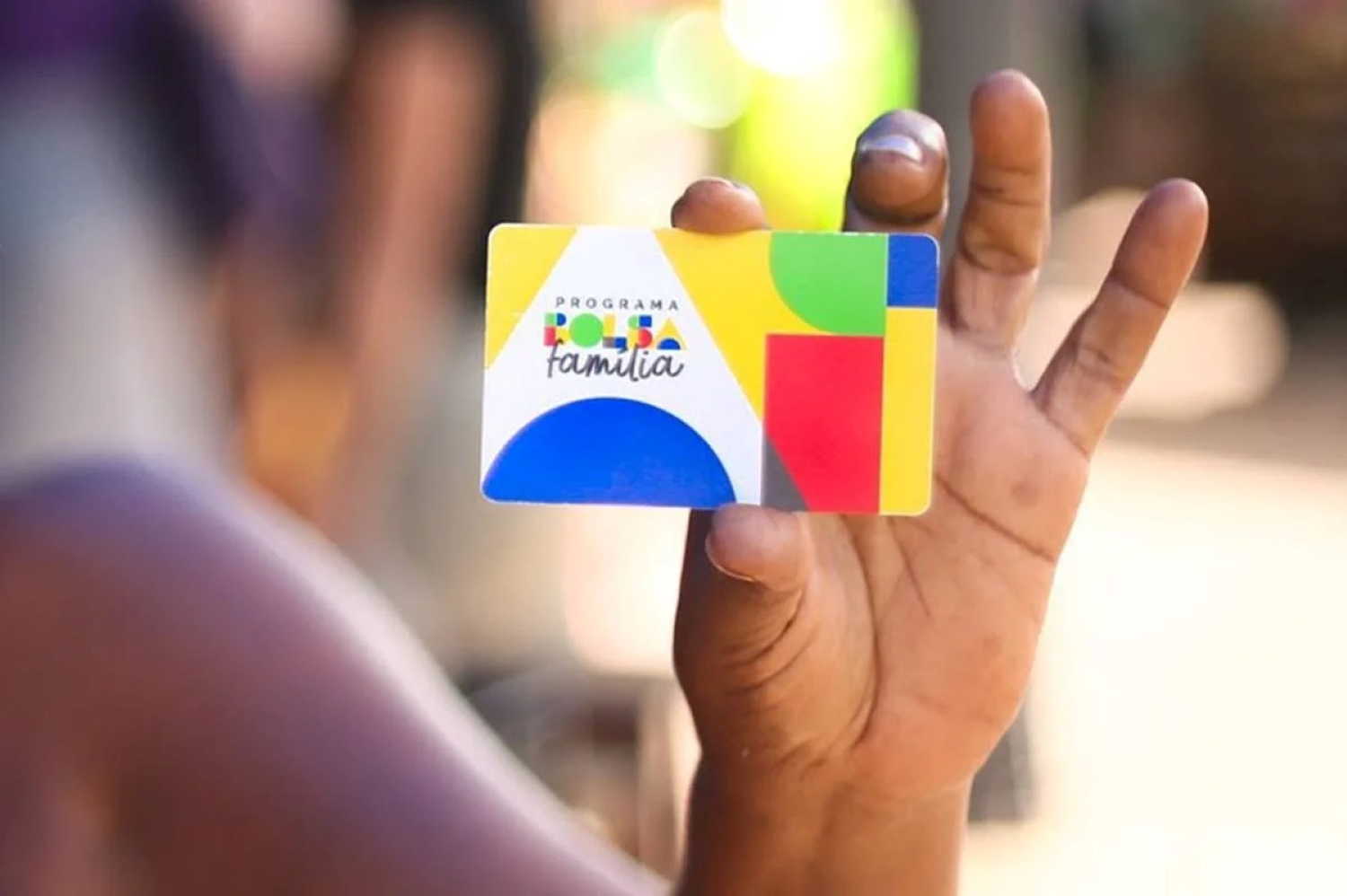 Caixa começa a pagar o Bolsa Família de julho dia 20; veja calendário