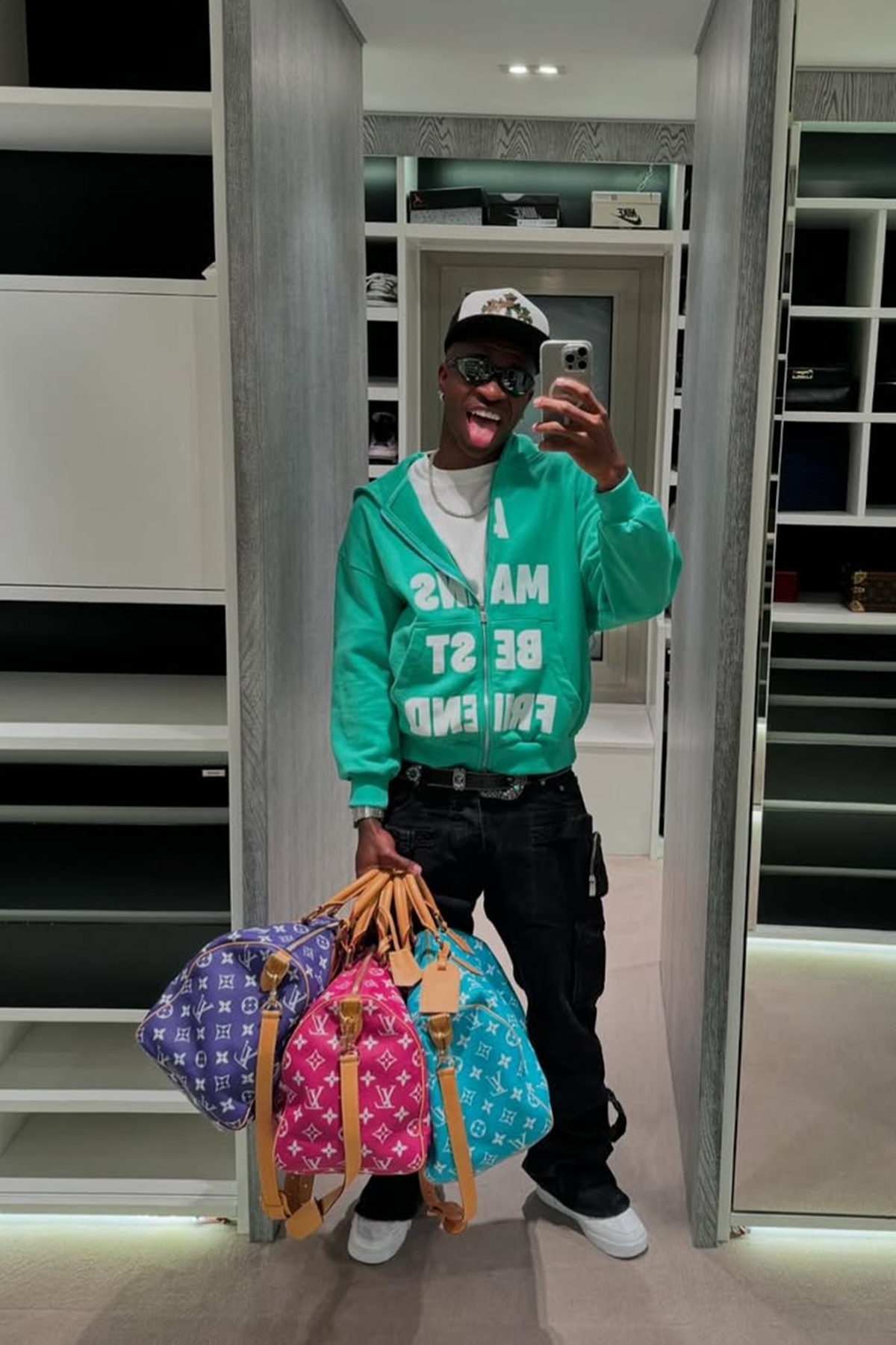bolsas masculinas vinicius junior - metrópoles