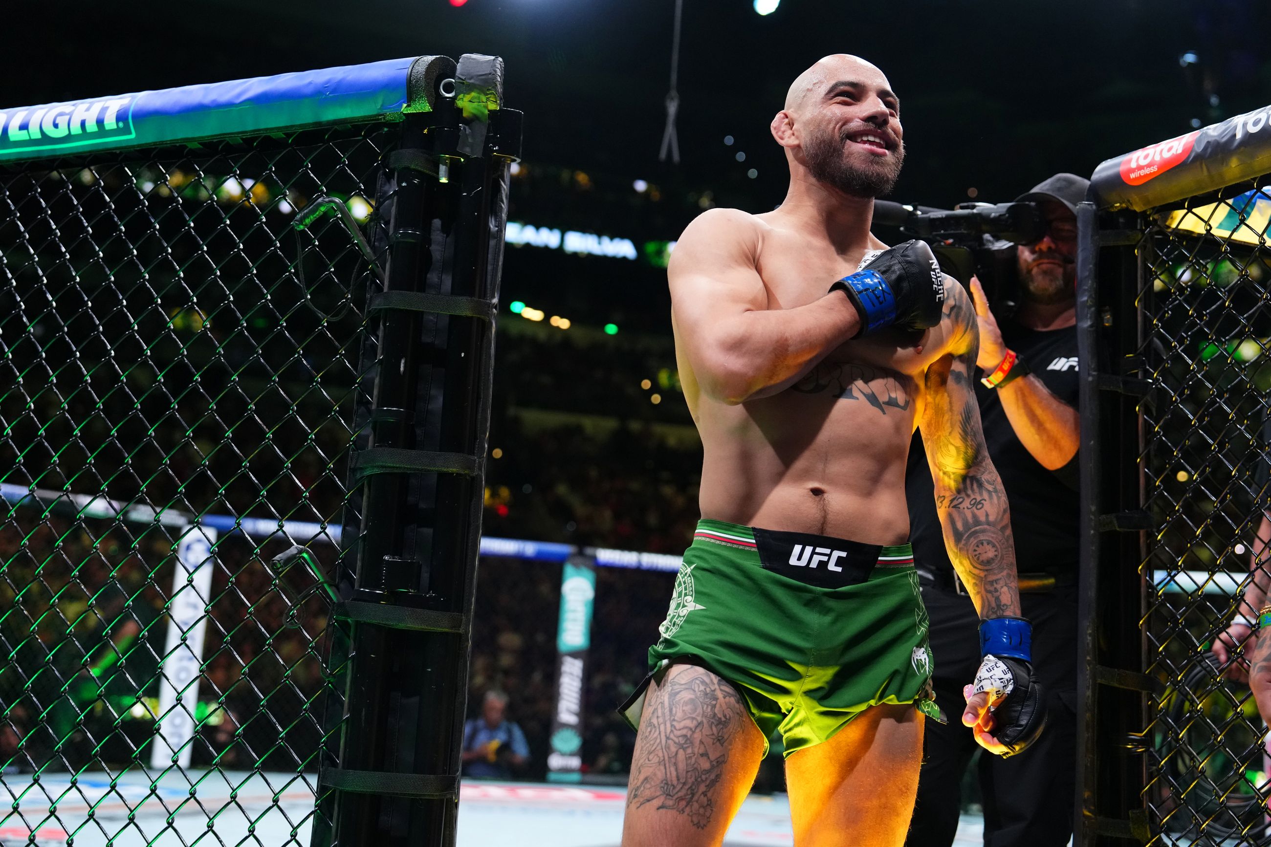 UFC define novo duelo de Jean Silva após lesão de Rodríguez, diz site - QTU Questões do Universo
