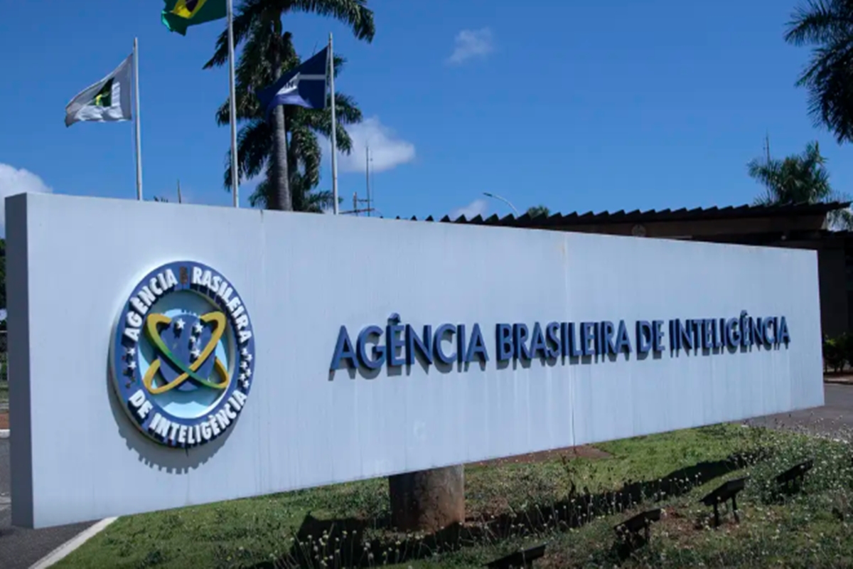 Abin Paralela: Moraes manda arquivar investigações contra corregedor
