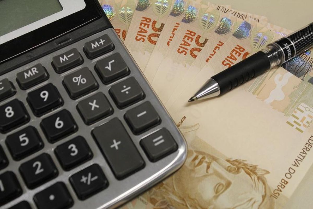 Inadimplência do consignado privado atinge 10% em julho, diz BC