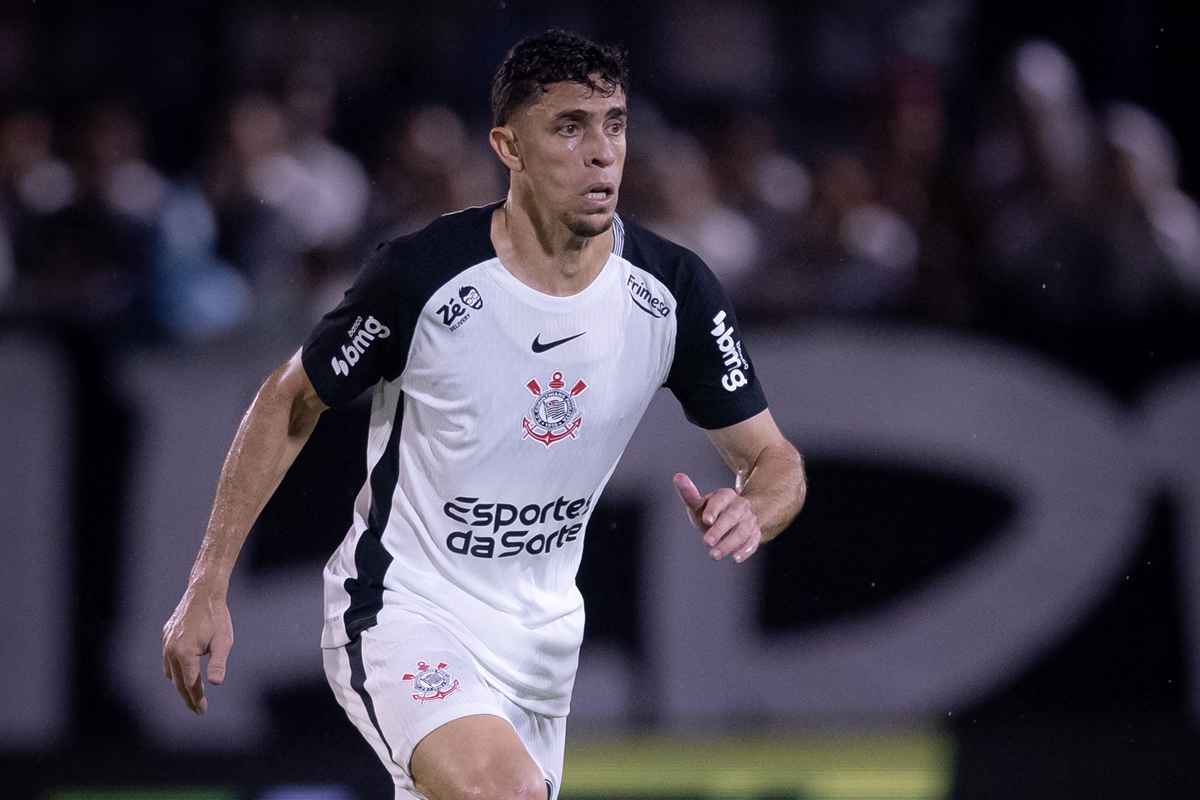 Gabriel Paulista se despede de Diniz e diz: "Vocês são os menos culpados"