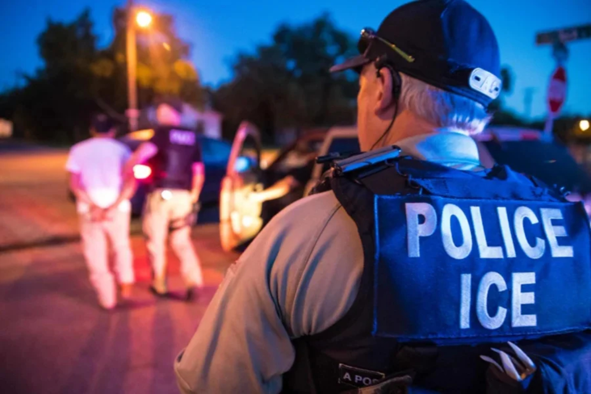 Casa Branca confirma que ICE seguirá com abordagens a veículos