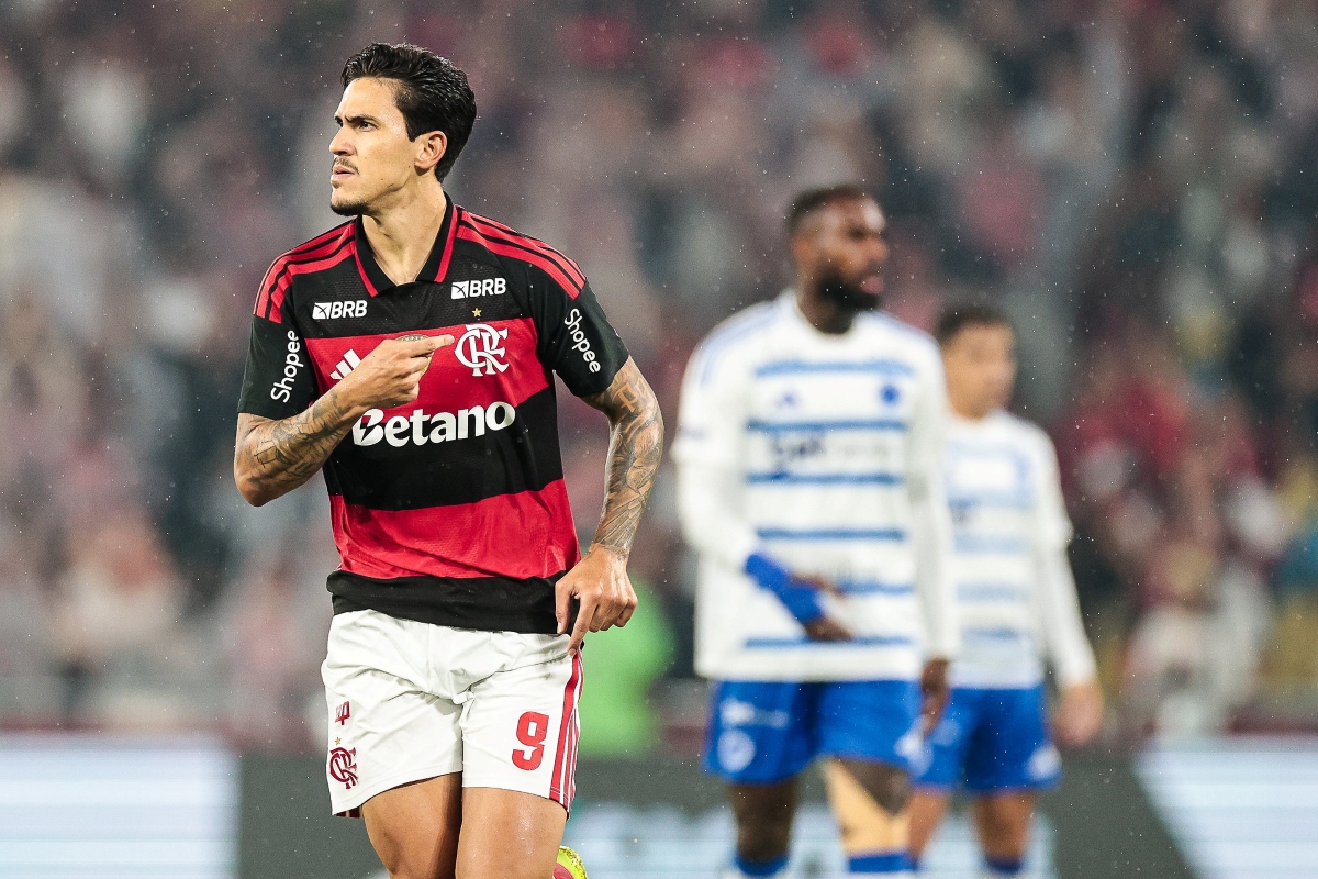 Flamengo: Pedro ultrapassa Viveros e assume artilharia do Brasileirão