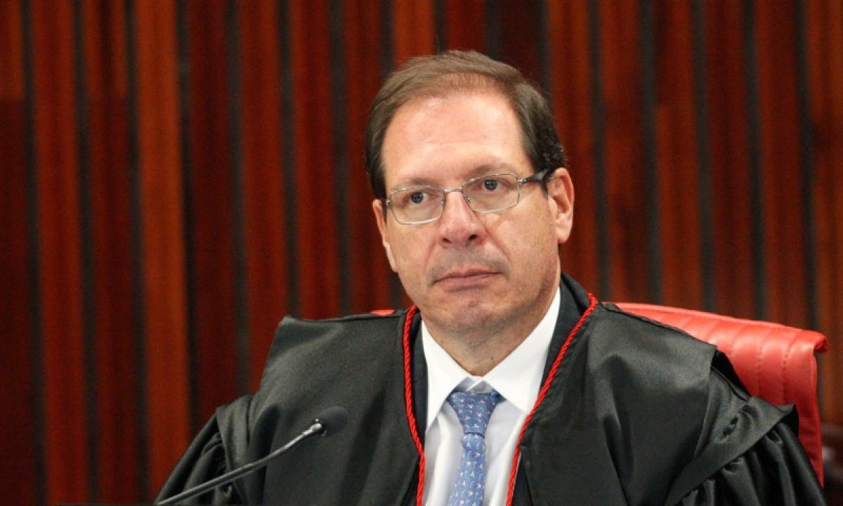 Salomão elogia Lei da Relevância, sancionada por Lula: "Efetividade" - QTU Questões do Universo