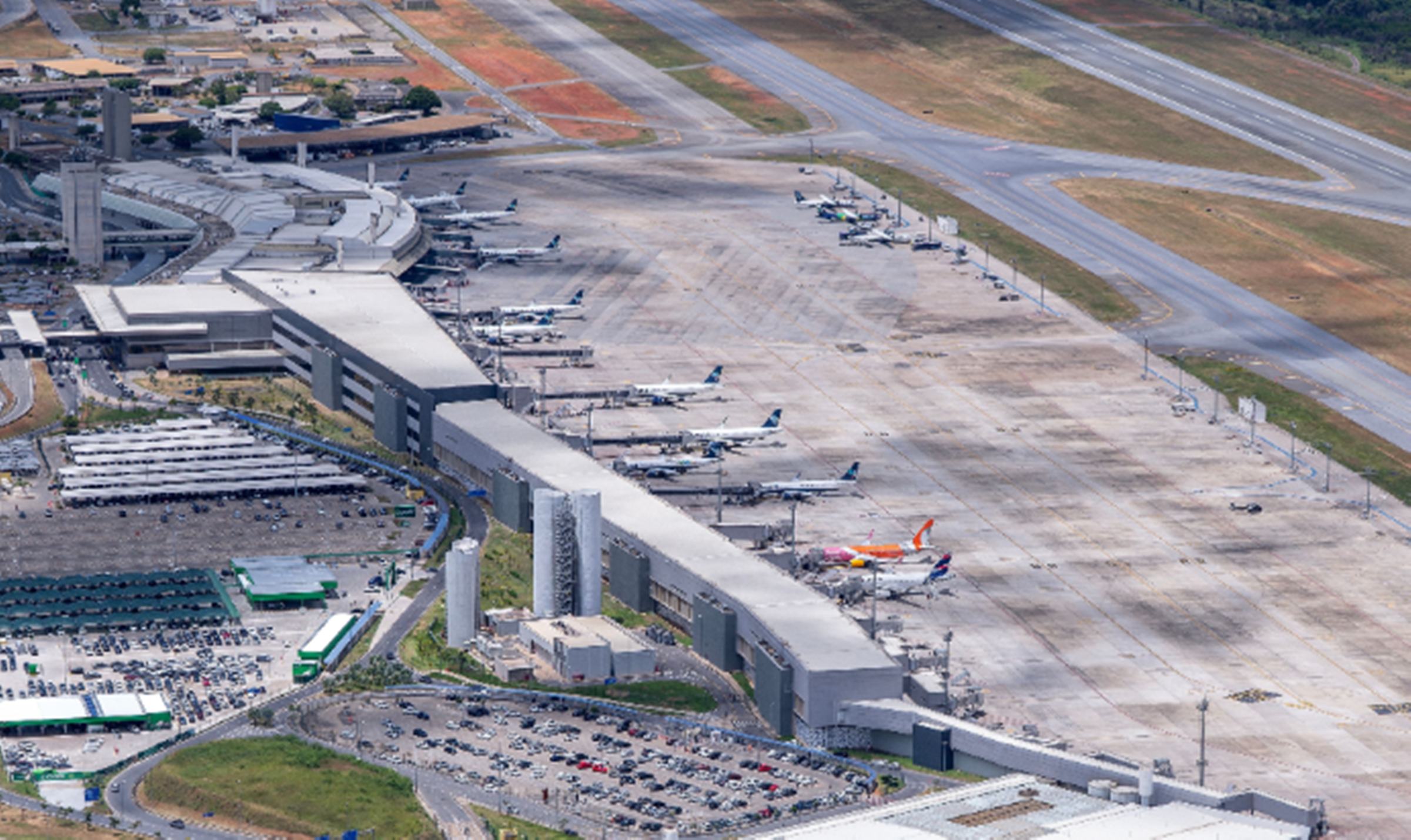 Acidente interdita acesso ao Aeroporto de Confins; veja rota alternativa - QTU Questões do Universo