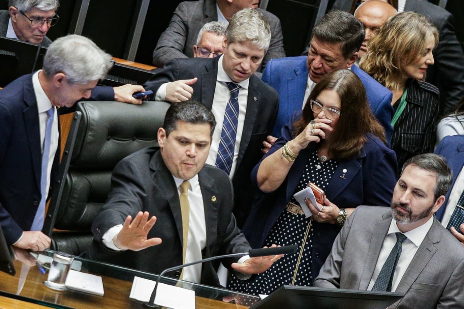 Senado e Governo: Tensão marca semestre com Alcolumbre e Lula