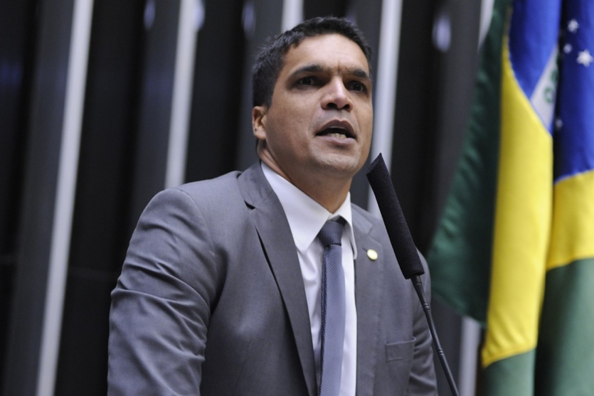 PL do Amazonas chama Cabo Daciolo para ser candidato a vice-governador - QTU Questões do Universo