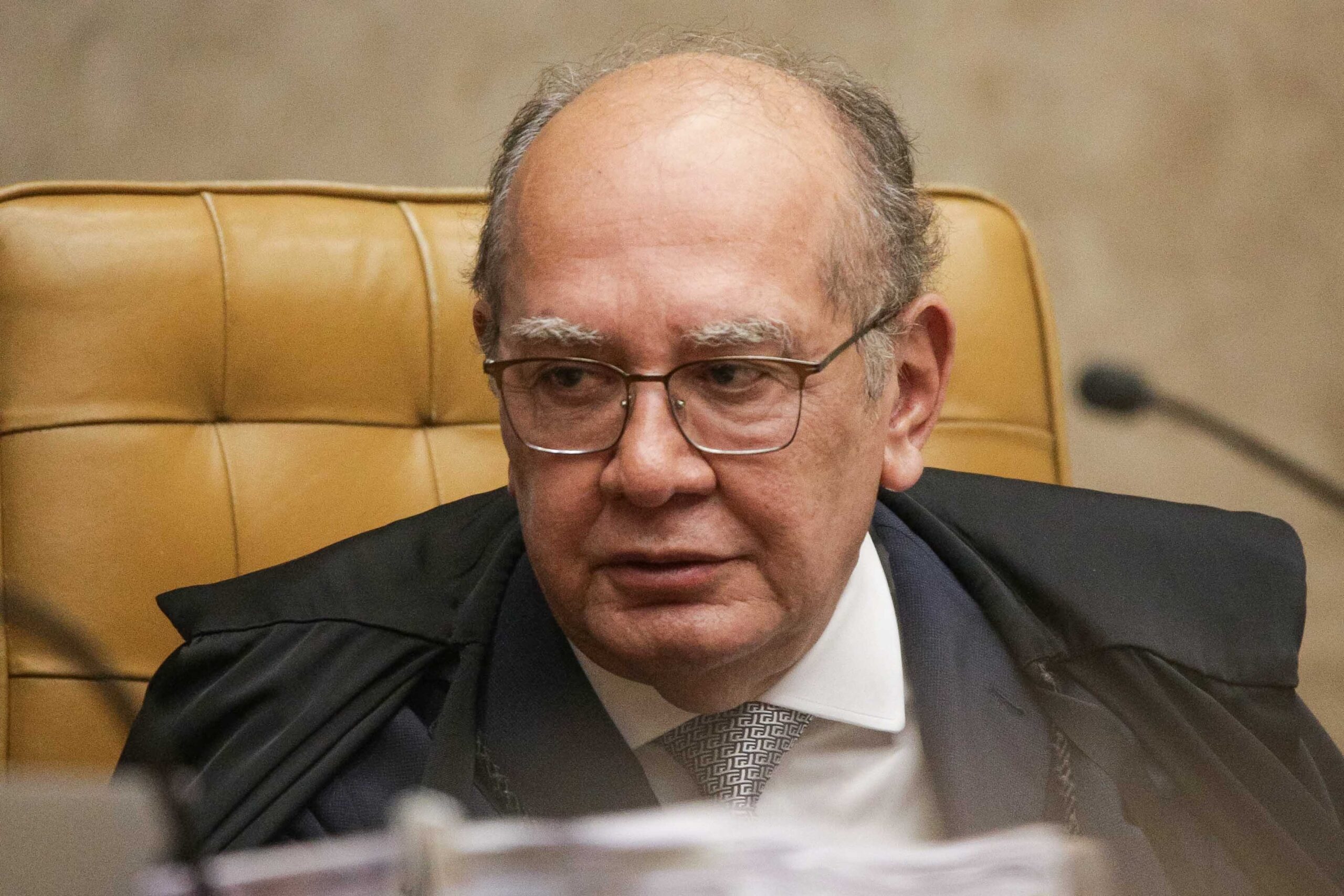 Gilmar Mendes defende urnas eletrônicas e critica debates infundados