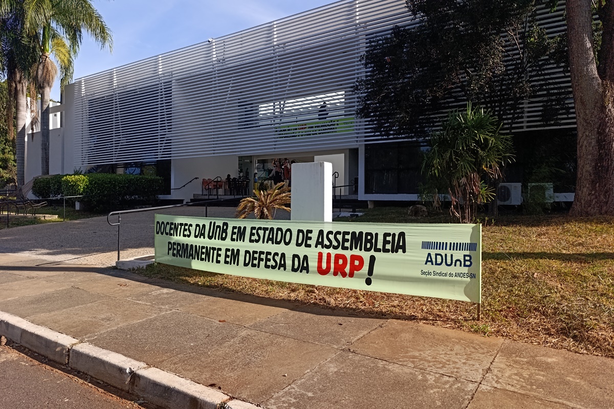 UnB: professores mantêm indicativo de greve e anunciam nova assembleia - QTU Questões do Universo