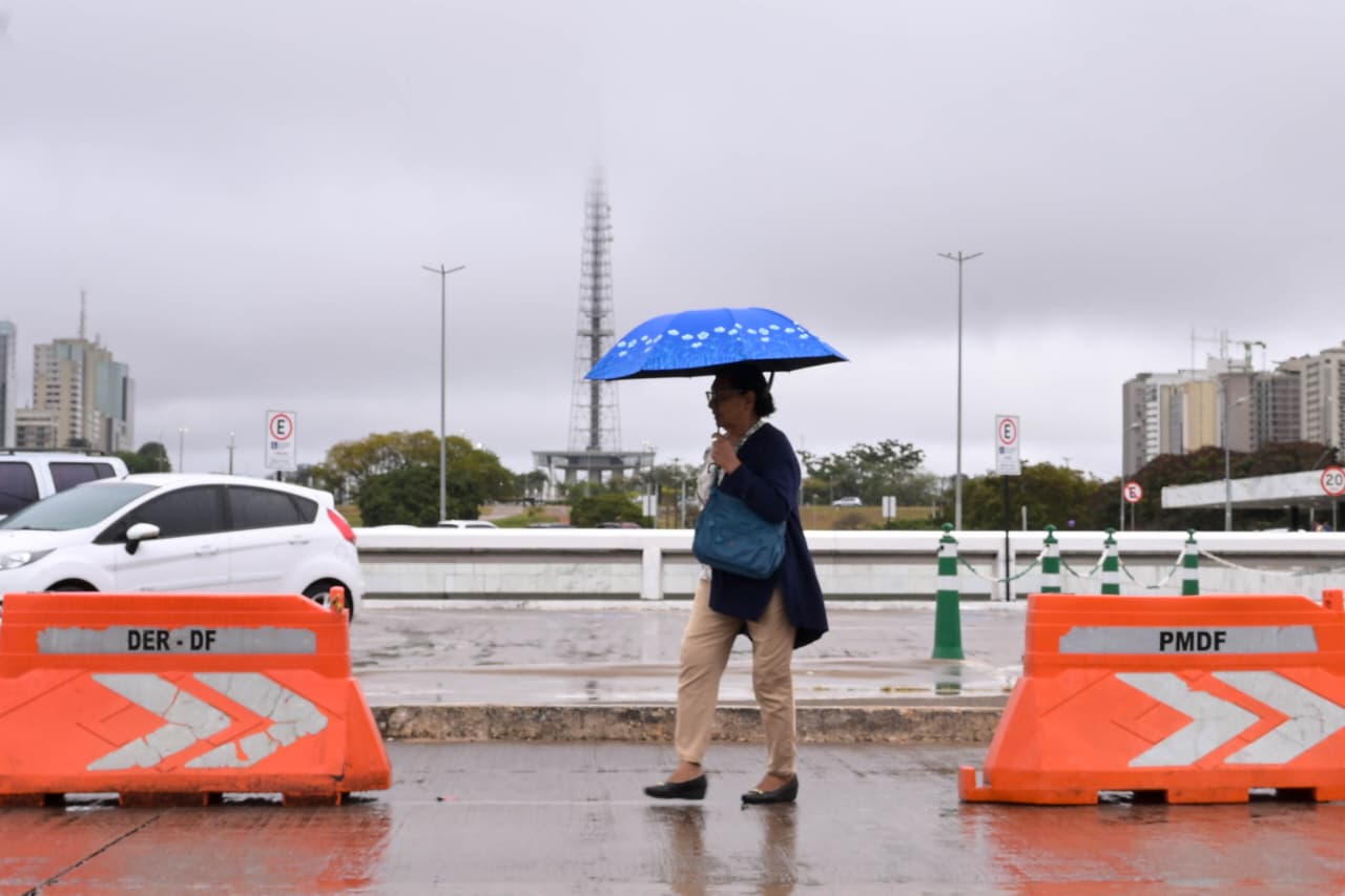 Chuvas e trovoadas devem marcar o feriado prolongado no DF