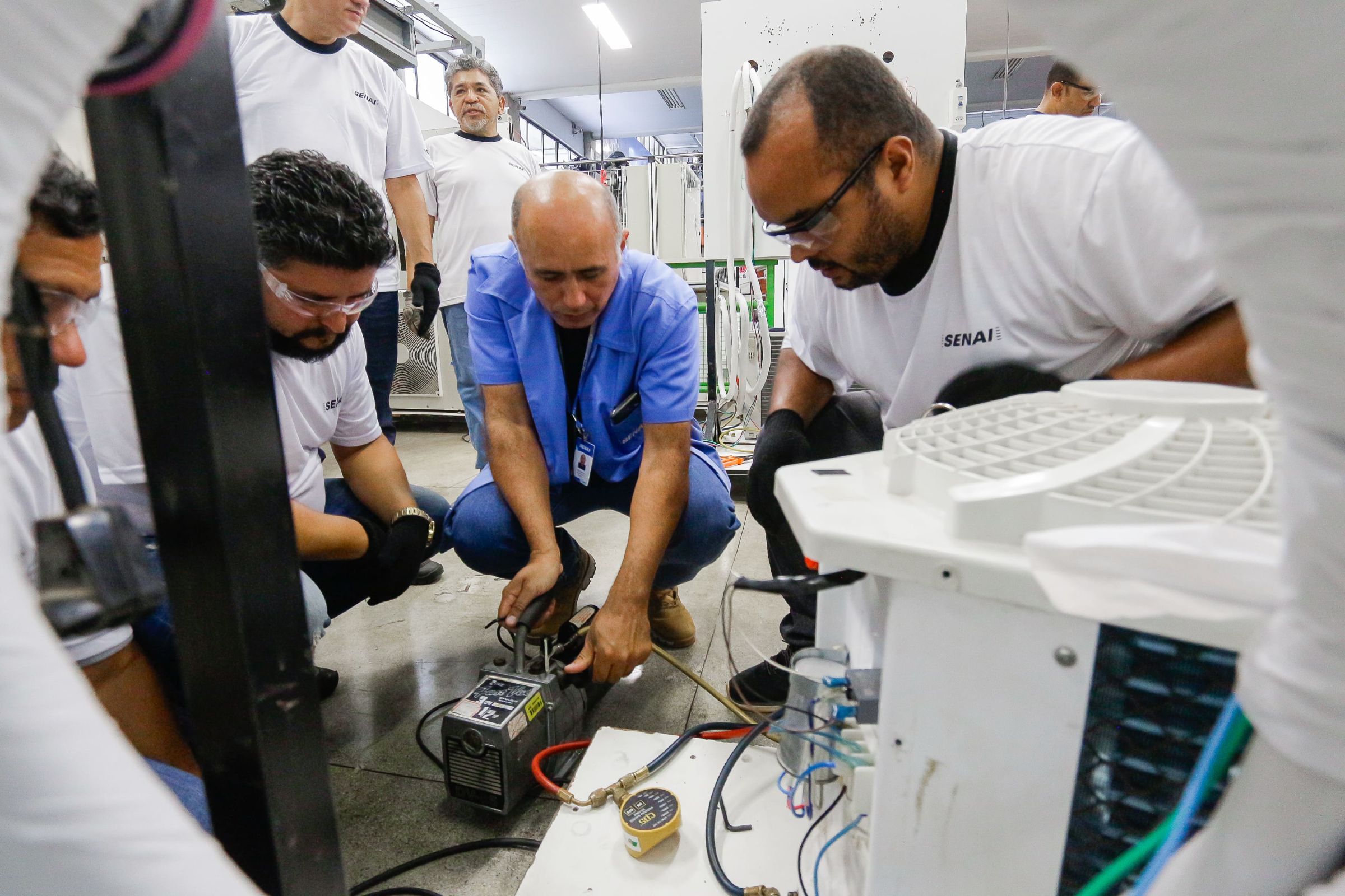 Produção industrial tem pior resultado para agosto em 11 anos, diz CNI