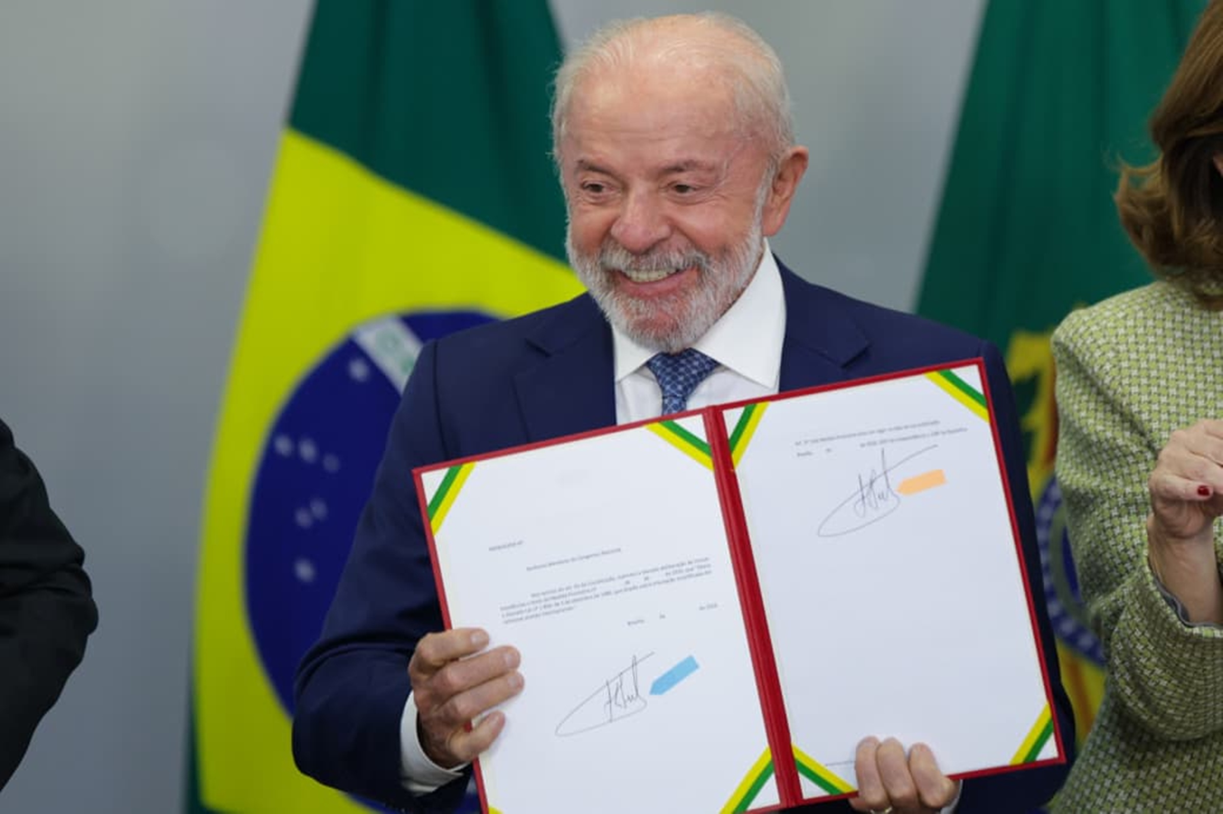 Lula cria o Sicx, novo sistema de compra expressa do governo; entenda - QTU Questões do Universo