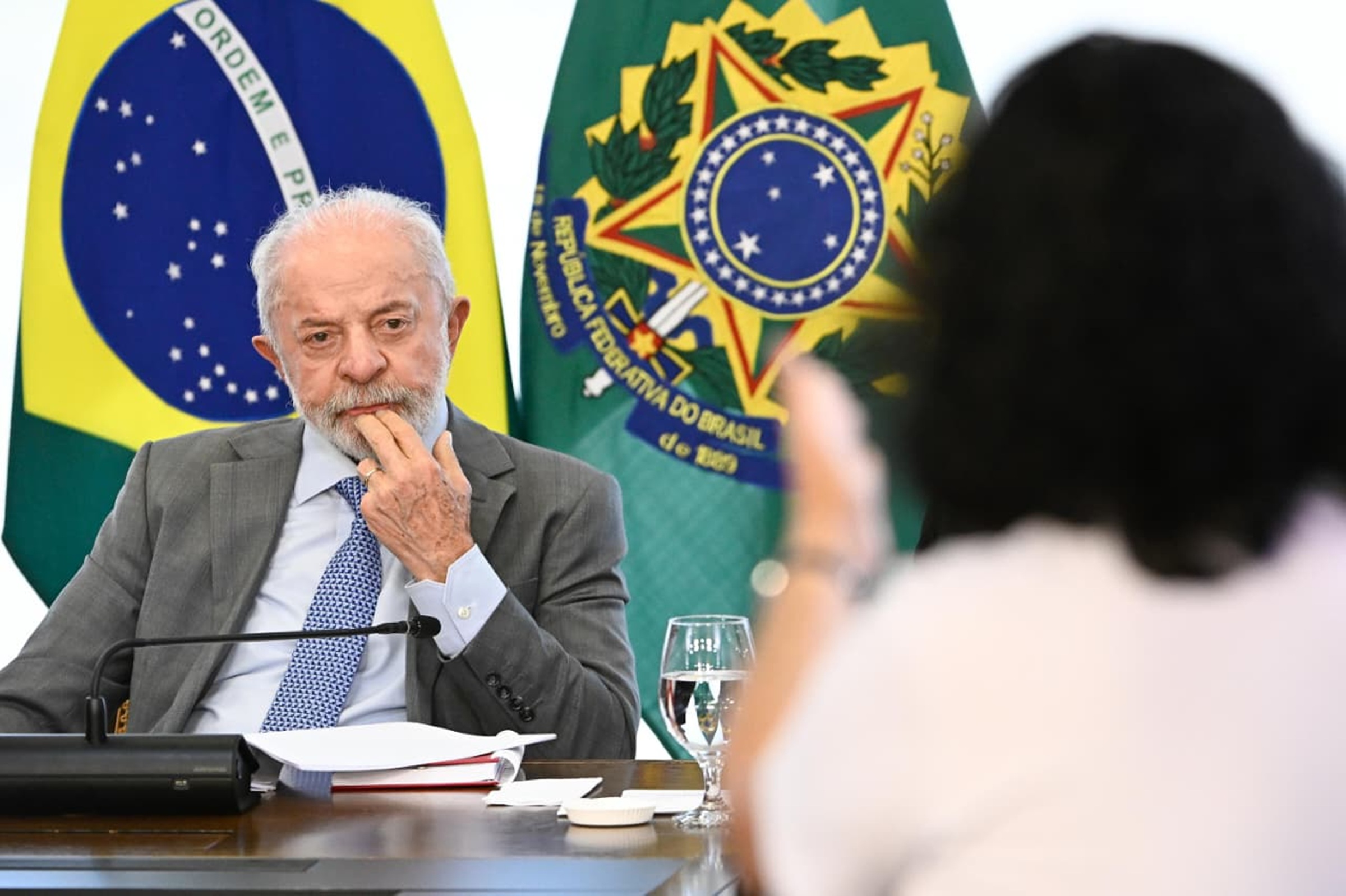 Planalto avalia retirar urgência do PL 6x1 após Motta pautar projeto