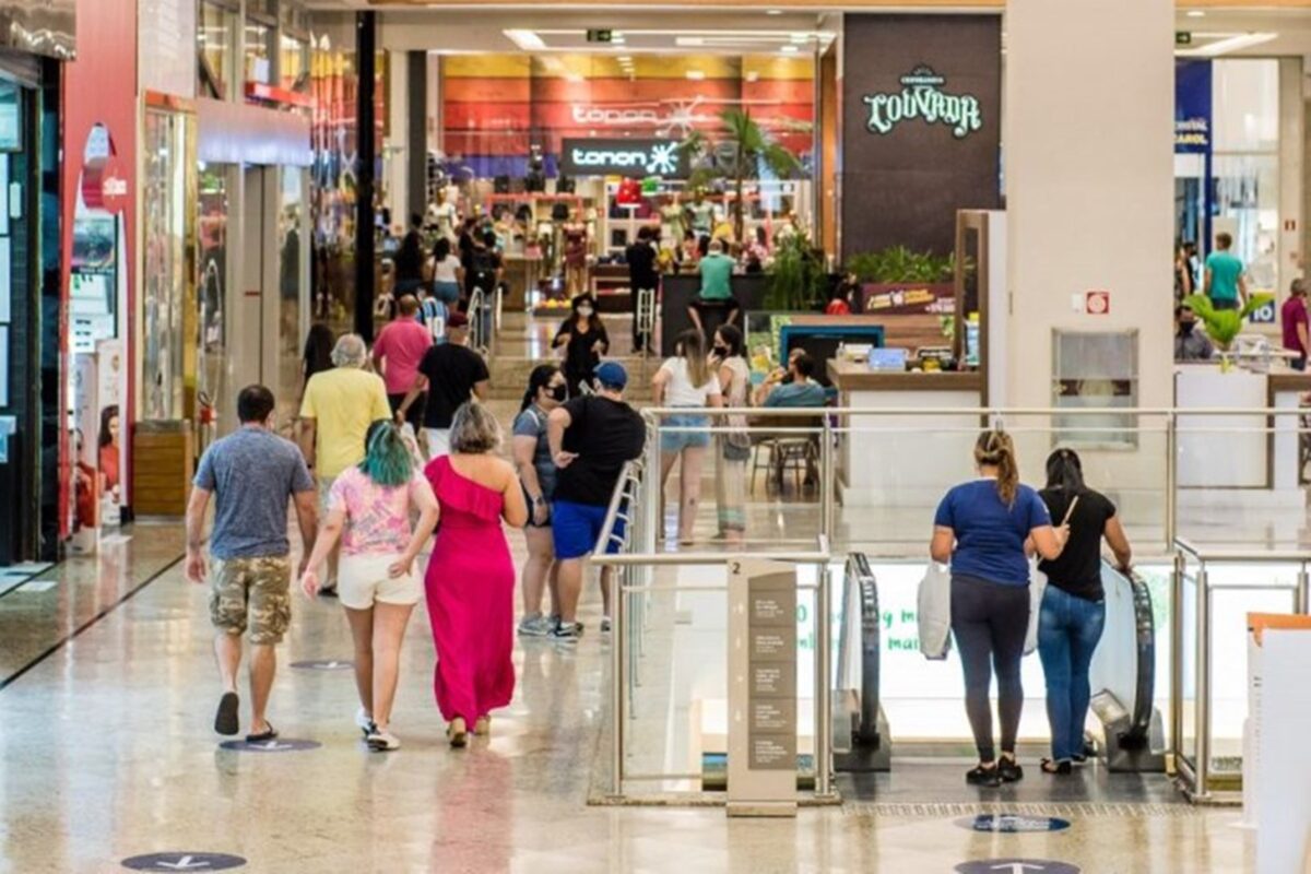 Varejo sobe 0,1% em maio, após queda de 1,6% em abril
