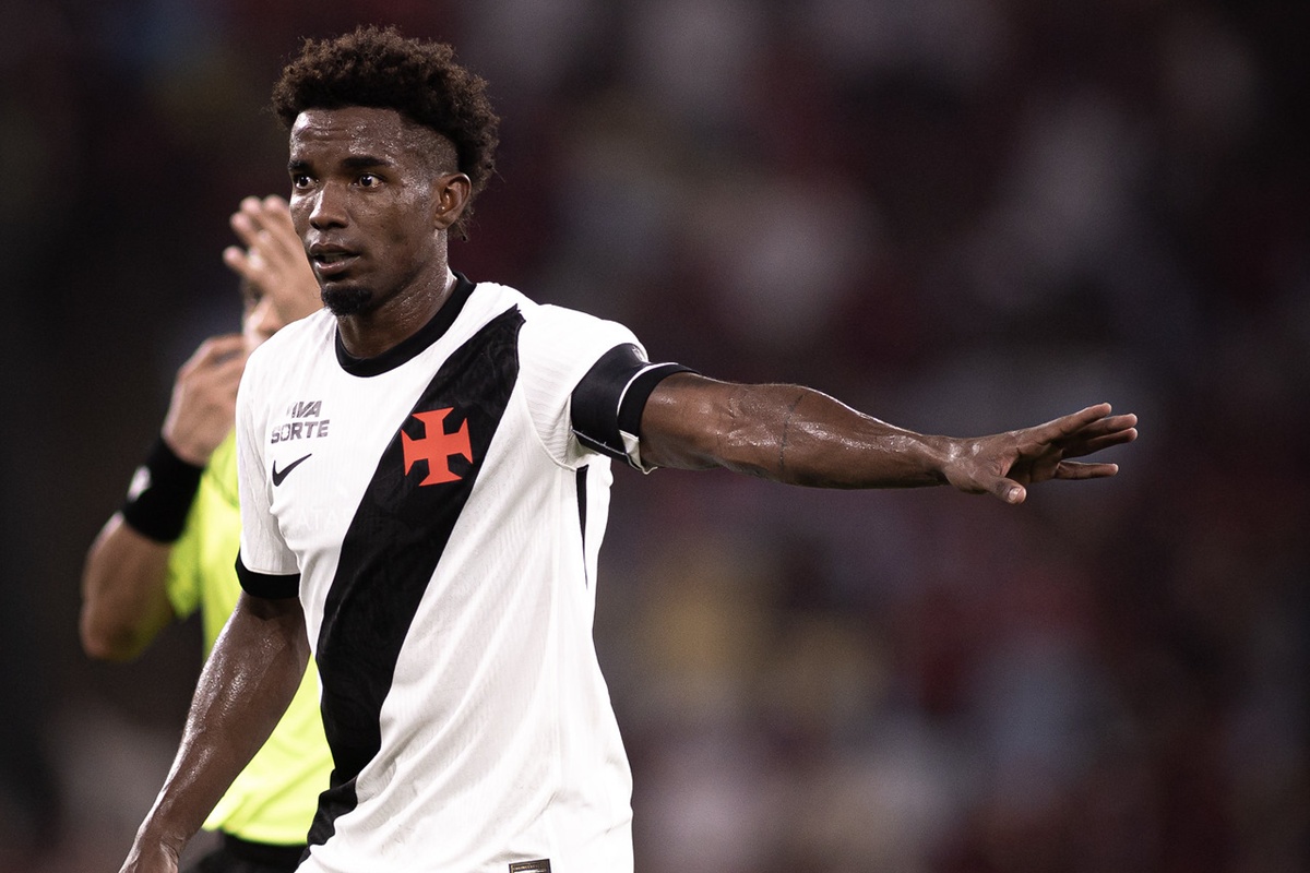 Esposa revela que Thiago Mendes passou mal após Vasco vencer o Boca Juniors