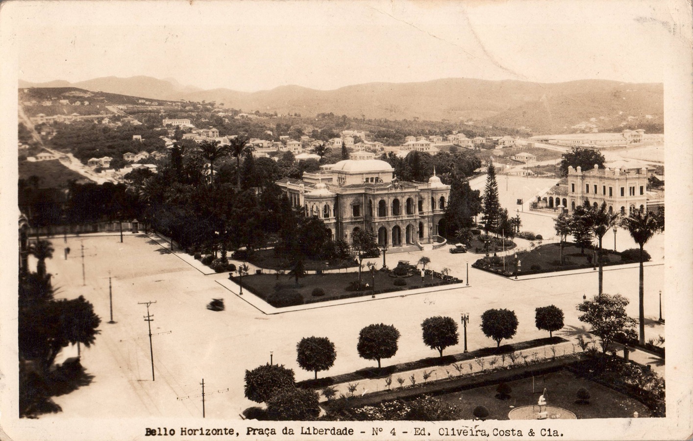 Cartão Postal - Belo Horizonte, Praça da Liberdade, n° 04 - Ed. Oliveira, Costa & Cia, 1929.